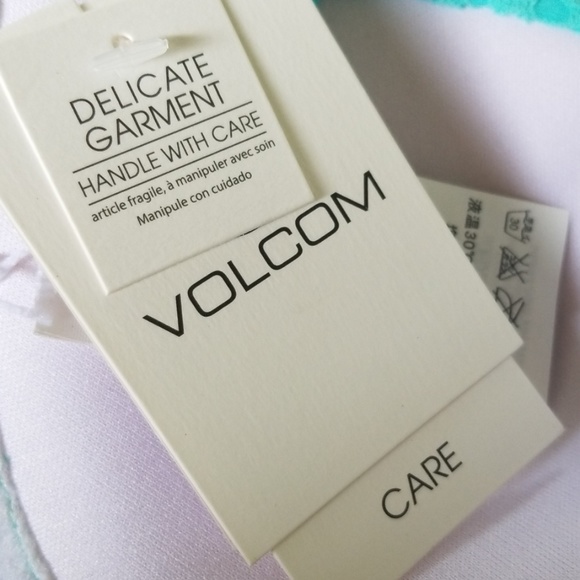 NWT VOLCOM BIKINI TOP - Picture 6 of 7